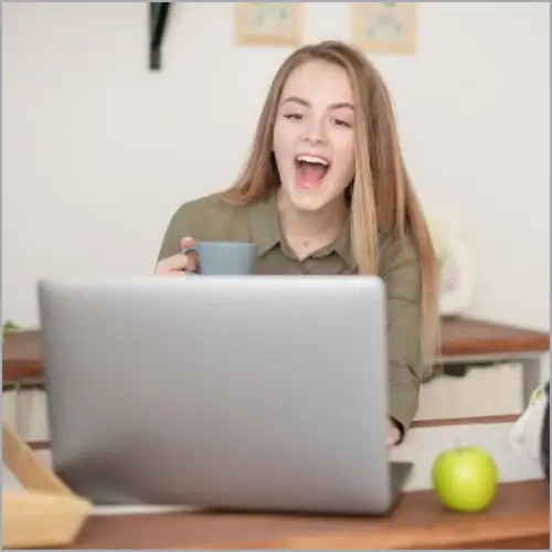 A happy HR Manager just received a holiday employee gift