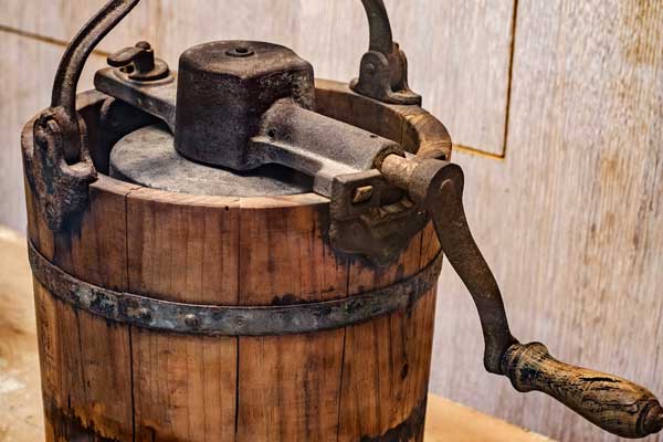 ice cream maker
